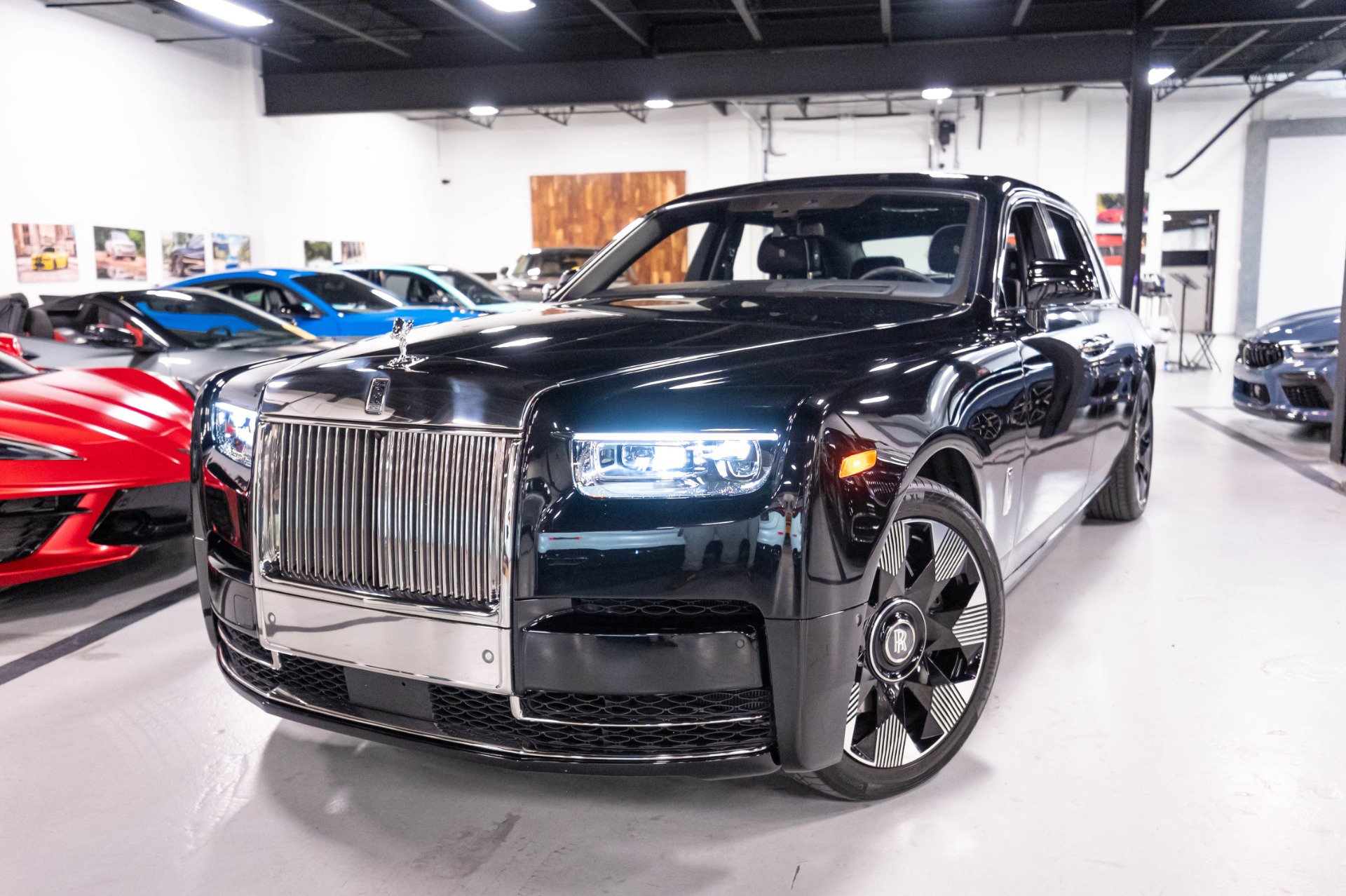 Used 2024 Rolls-Royce Phantom Sedan w/ The Phantom Package RWD image 79