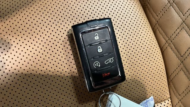 Used 2021 Jeep Grand Cherokee L Summit AWD/4WD image 21