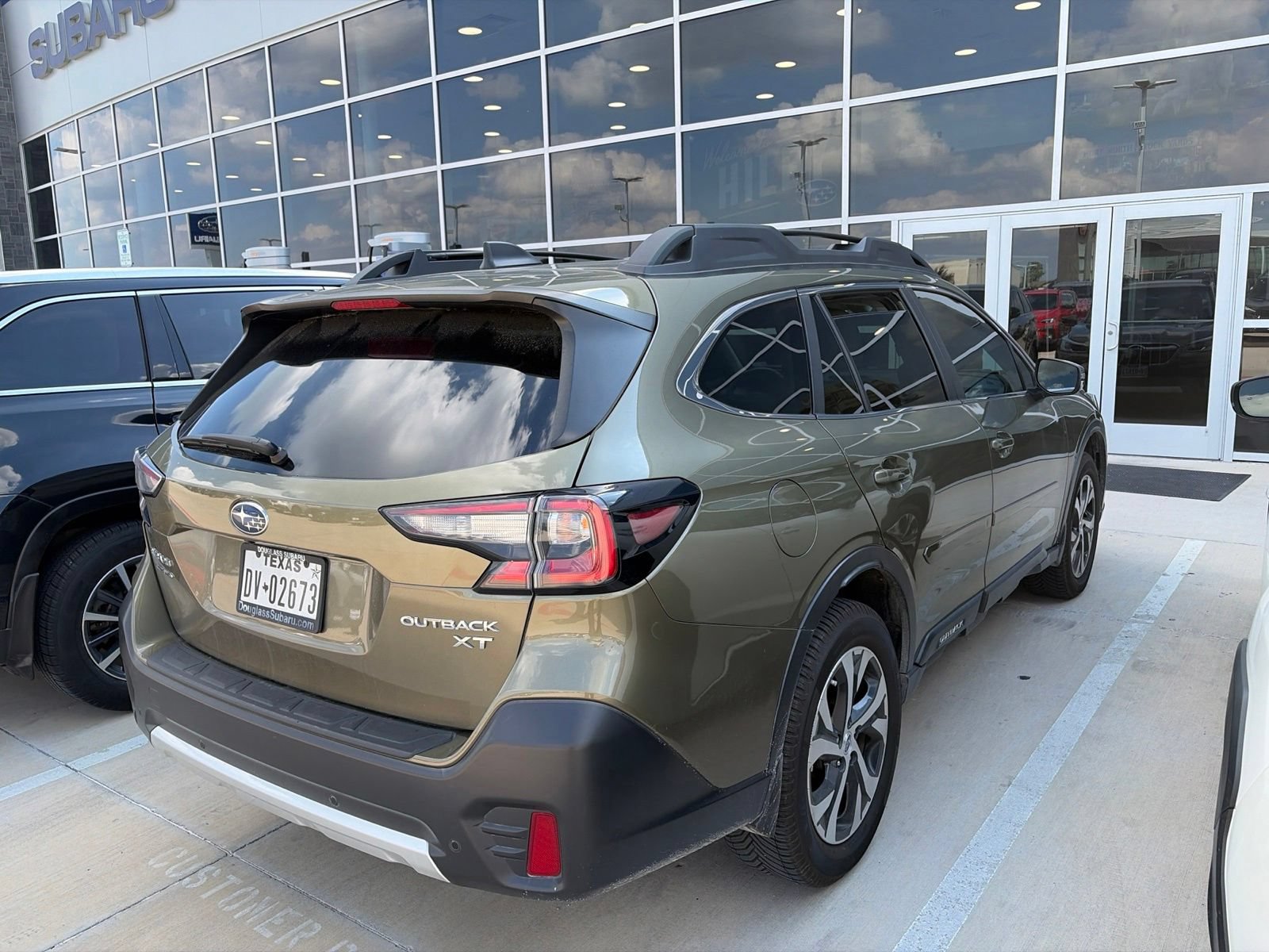 Used 2020 Subaru Outback Limited XT w/ Popular Package #2 AWD/4WD image 11