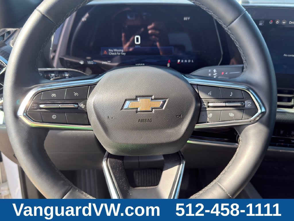 Used 2026 Chevrolet Equinox LT AWD/4WD image 18