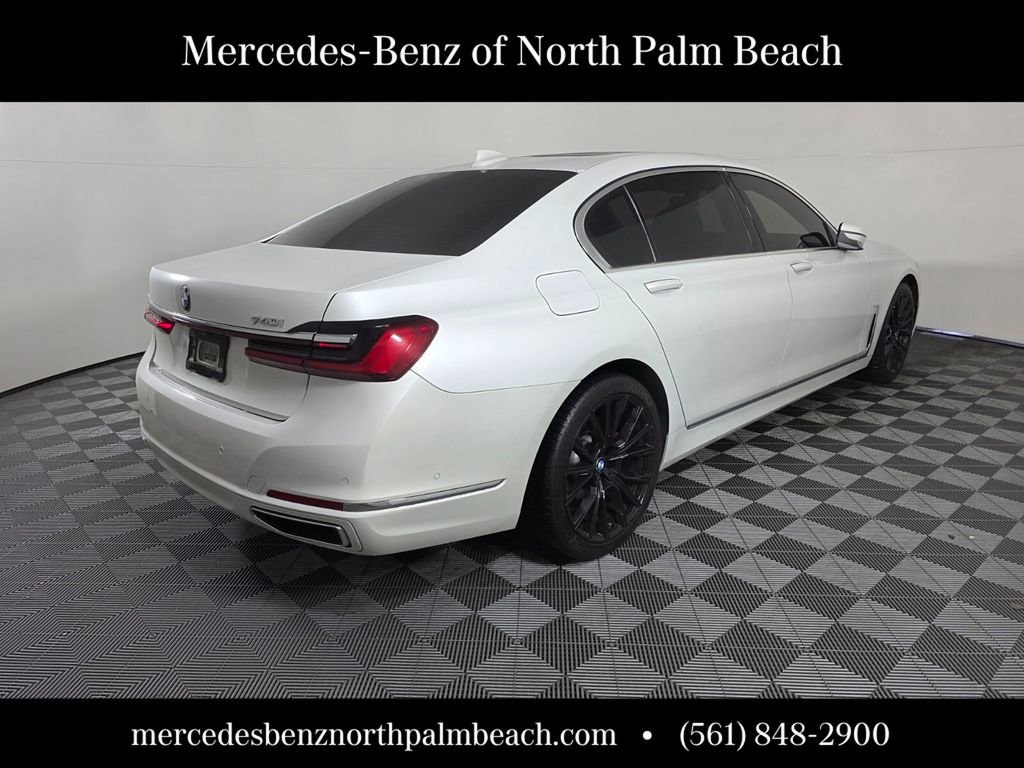 Used 2020 BMW 740i w/ Cold Weather Package image 6
