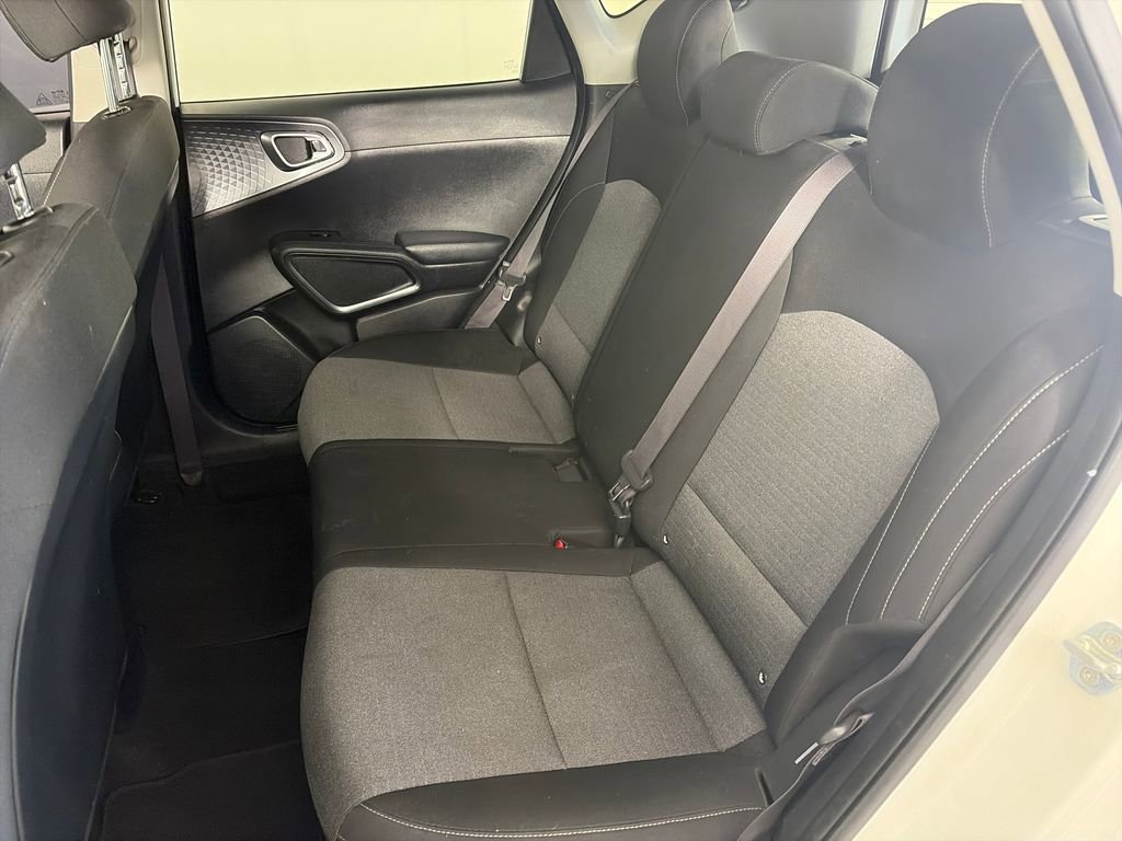 Used 2021 Kia Soul S FWD image 13