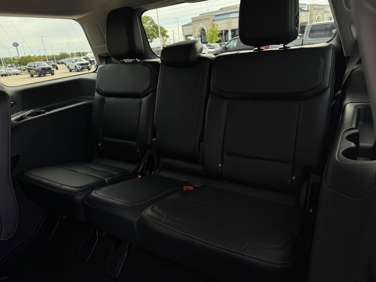 New 2026 Ford Expedition Platinum image 26