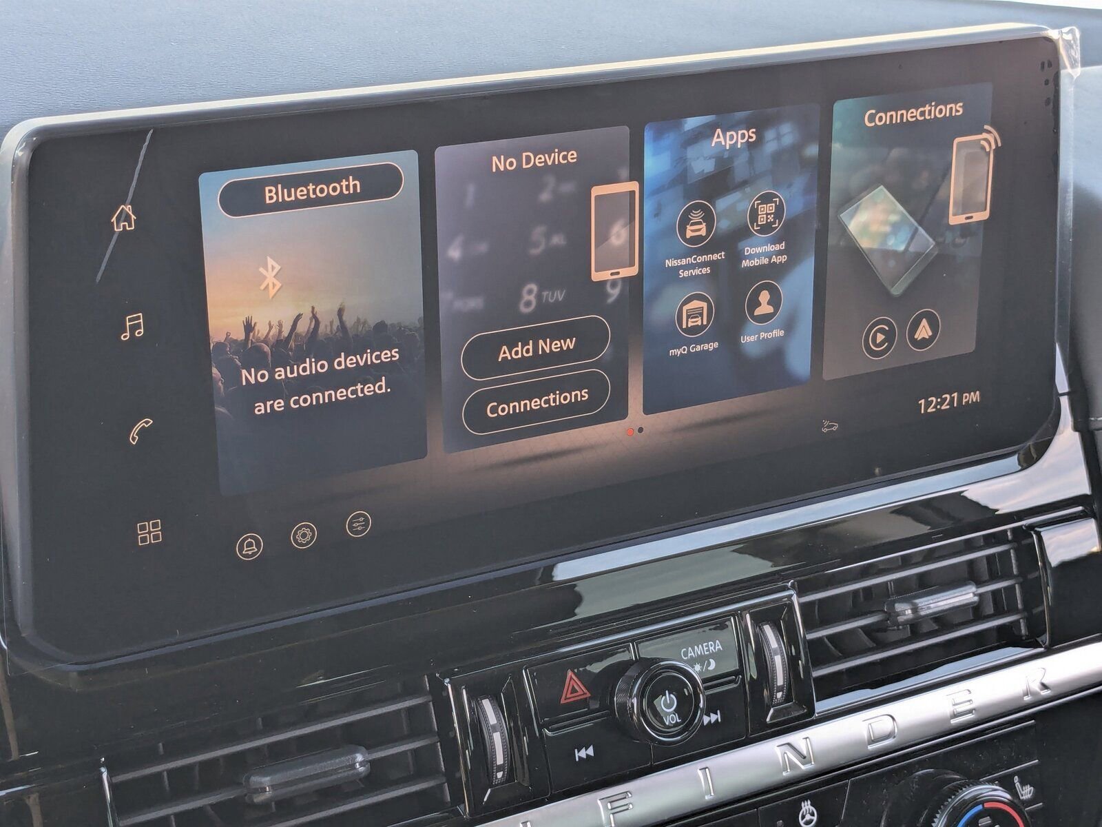 New 2026 Nissan Pathfinder SL w/ SL Premium Package image 17