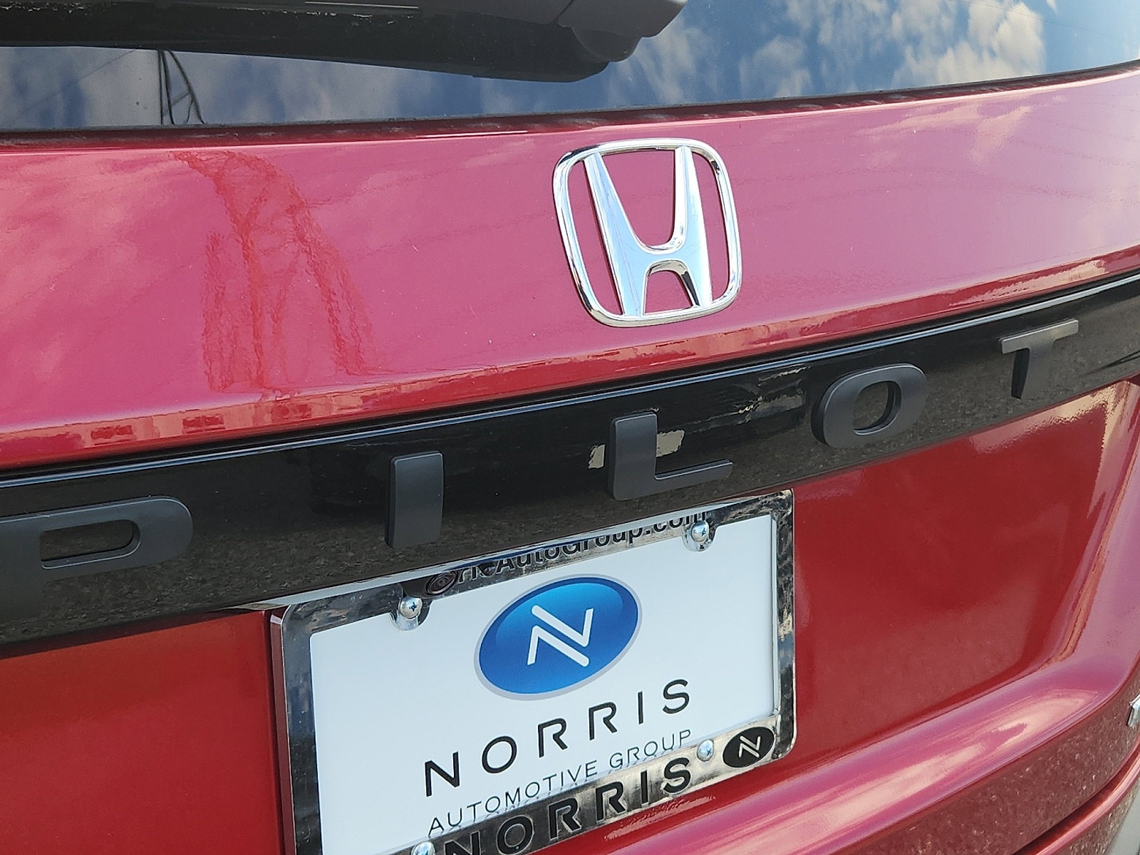 New 2025 Honda Pilot Touring image 19