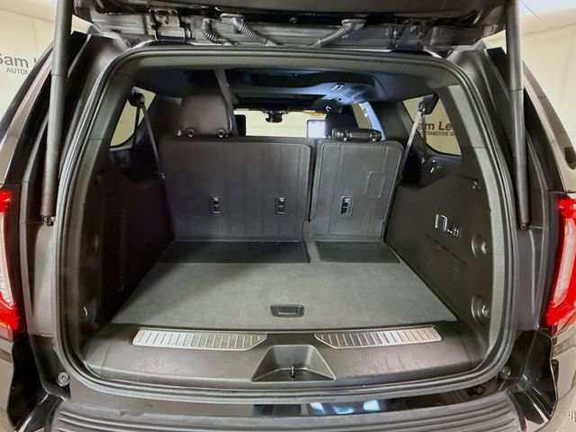 Used 2023 GMC Yukon XL Denali w/ Denali Reserve Package image 29