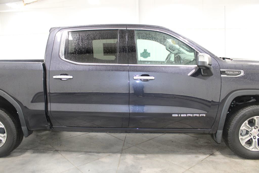 Used 2024 GMC Sierra 1500 SLT image 11