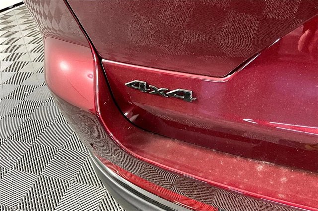 New 2025 Jeep Grand Cherokee Laredo image 10