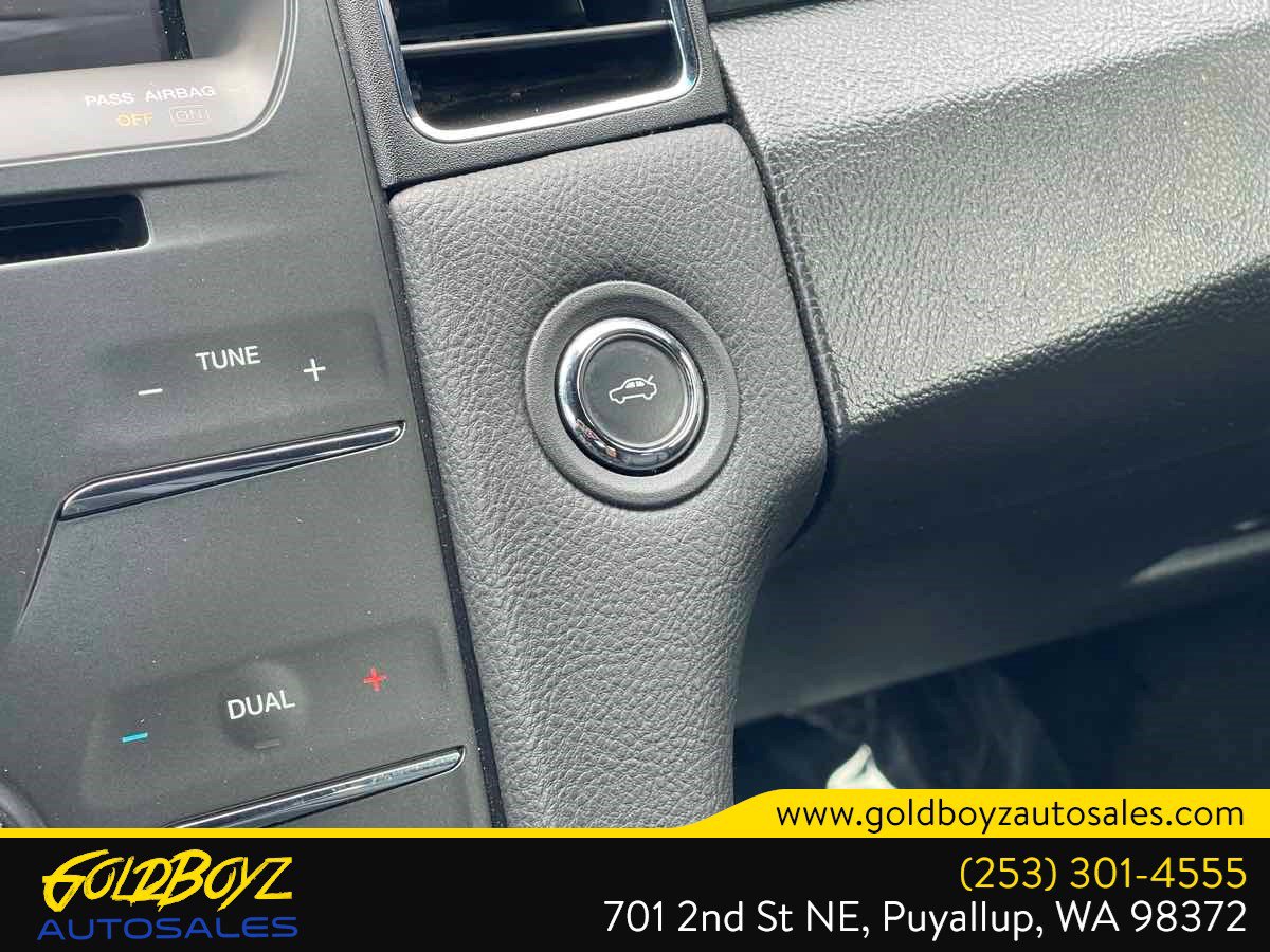 Used 2014 Ford Taurus SEL w/ Equipment Group 201A FWD image 24