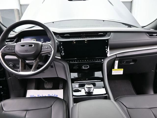 New 2026 Jeep Grand Cherokee Limited image 29