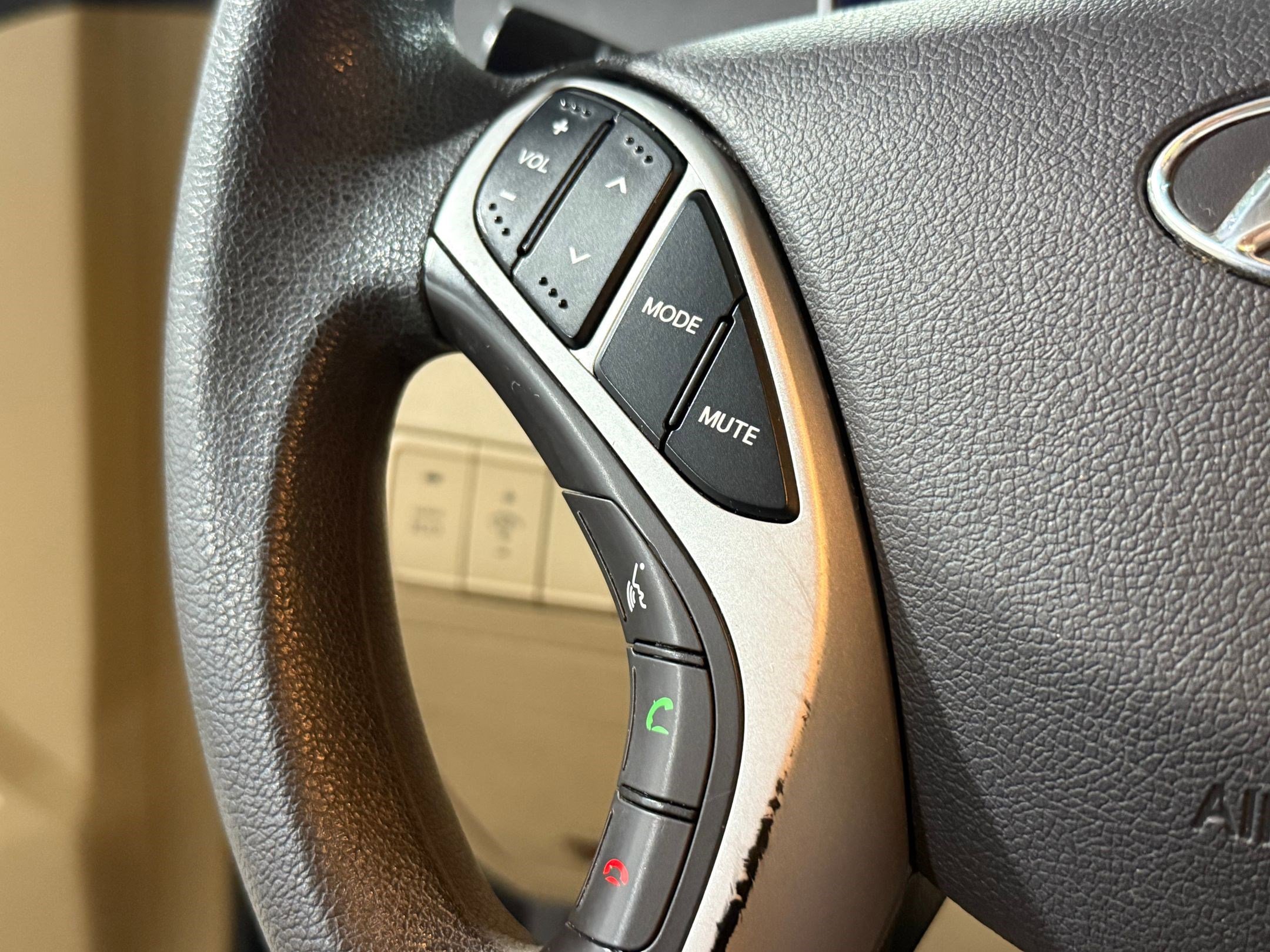 Used 2012 Hyundai Elantra GLS w/ Preferred Pkg 3 image 15