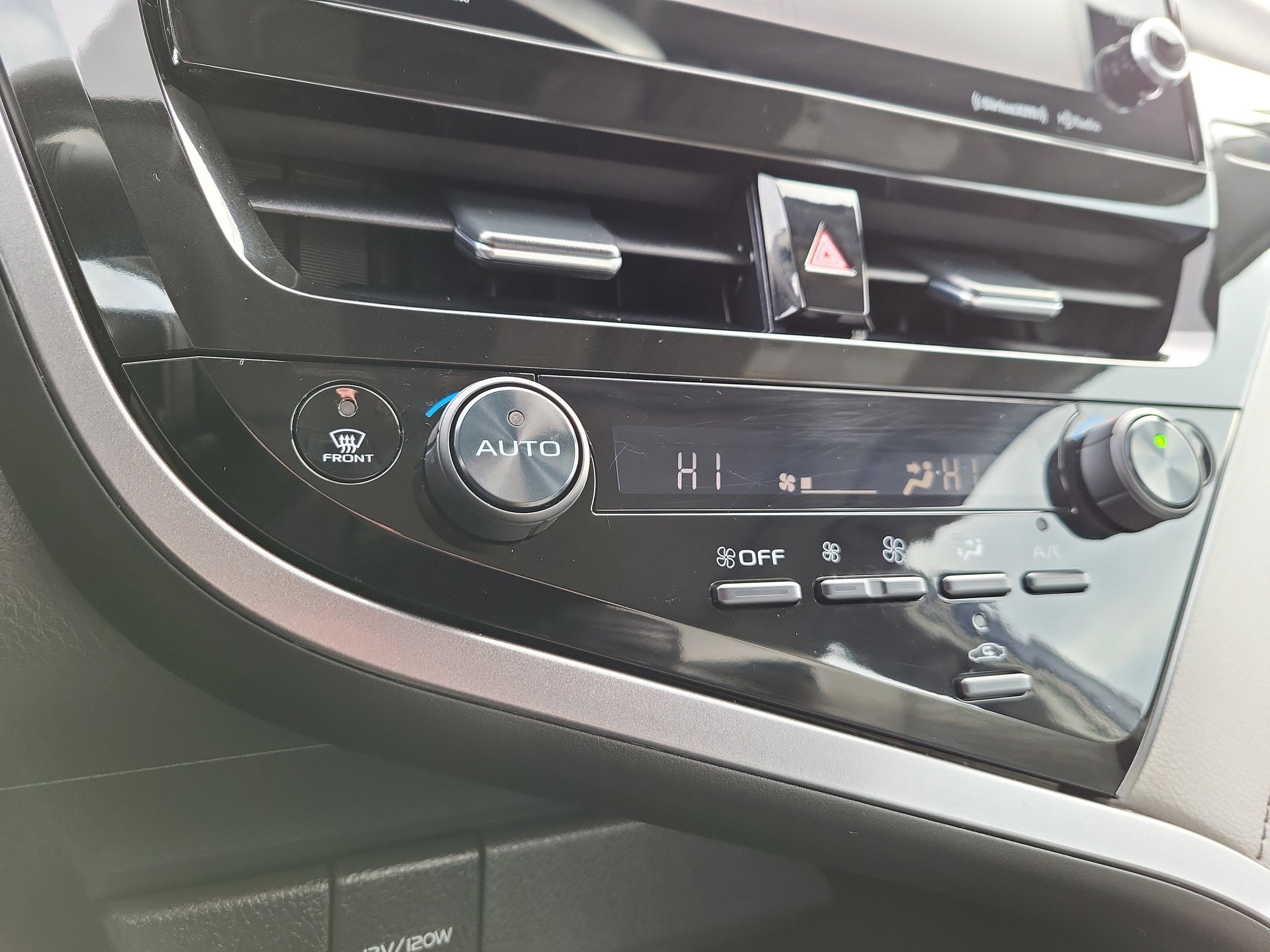 Used 2023 Toyota Camry SE w/ Audio Upgrade Package image 22