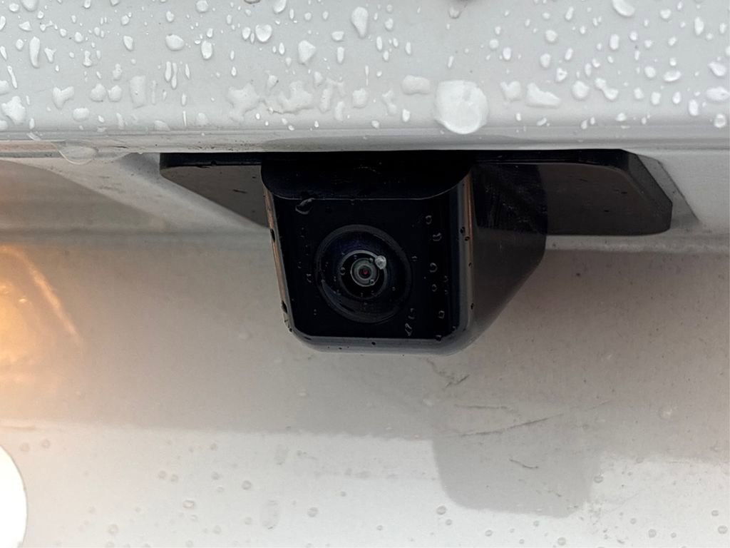 Certified 2025 Kia Sorento LX image 13