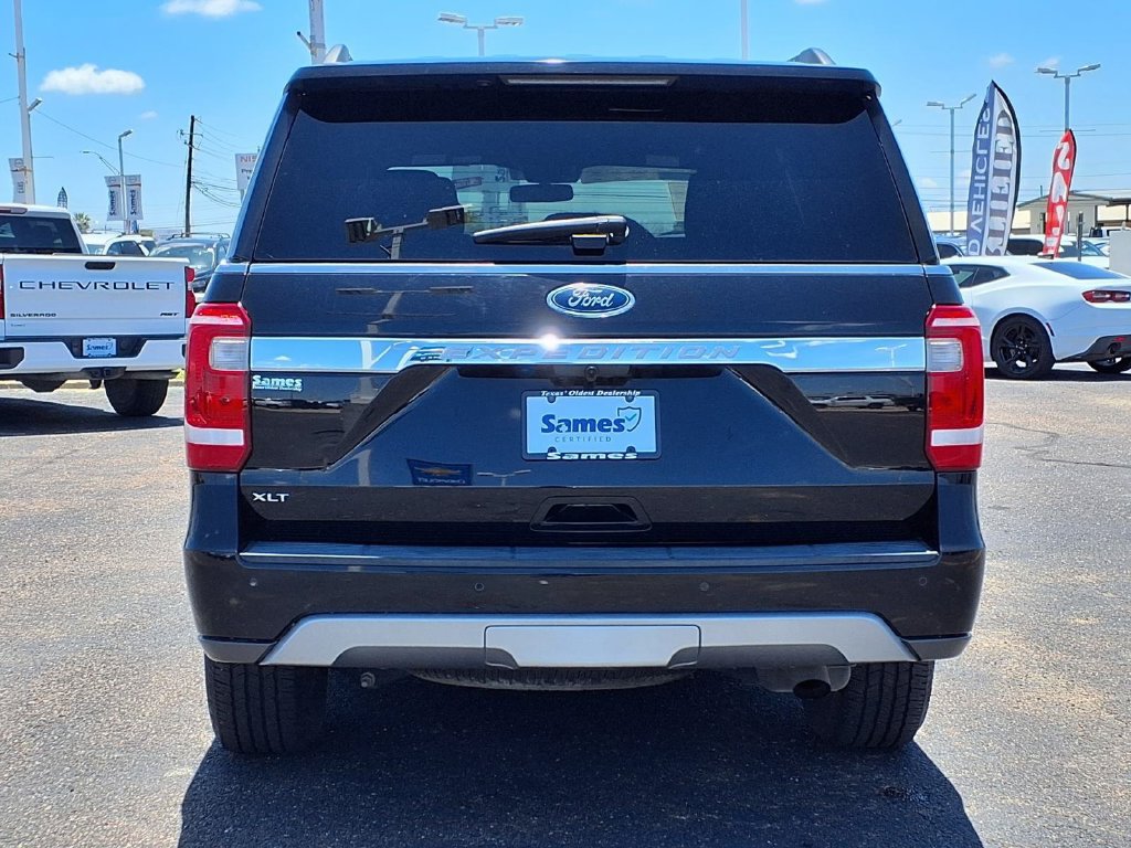 Certified 2021 Ford Expedition XLT RWD image 5