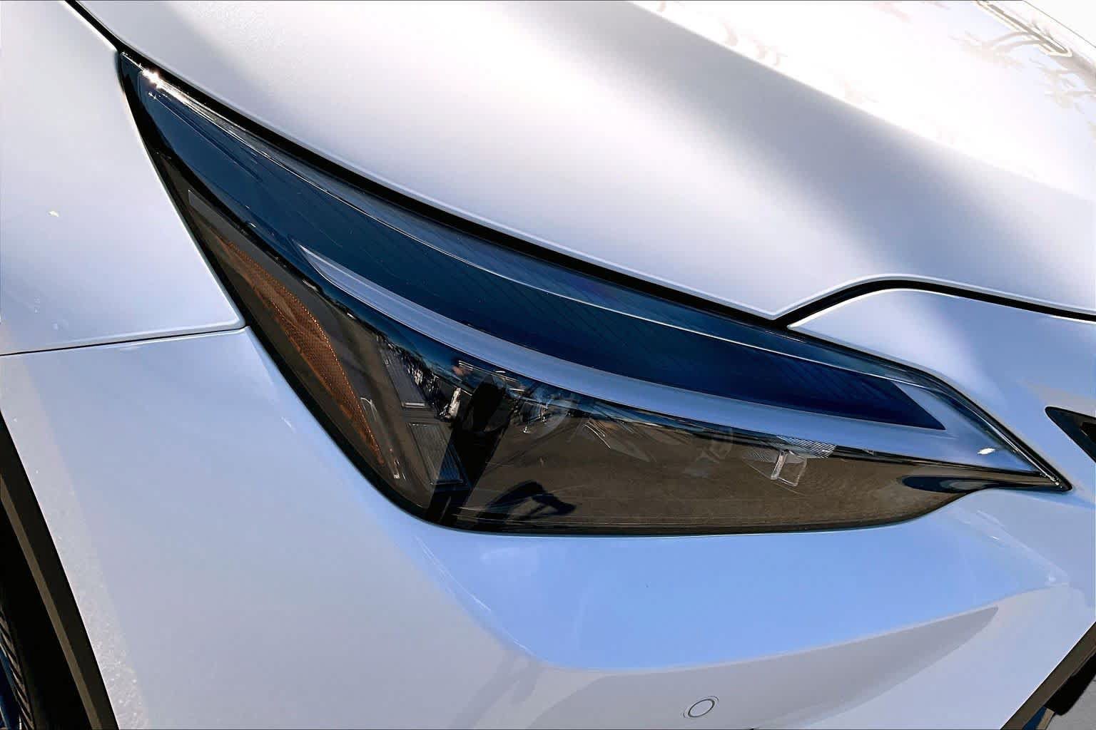 Used 2026 Lexus NX 350h AWD w/ Accessory Package (2T) image 26