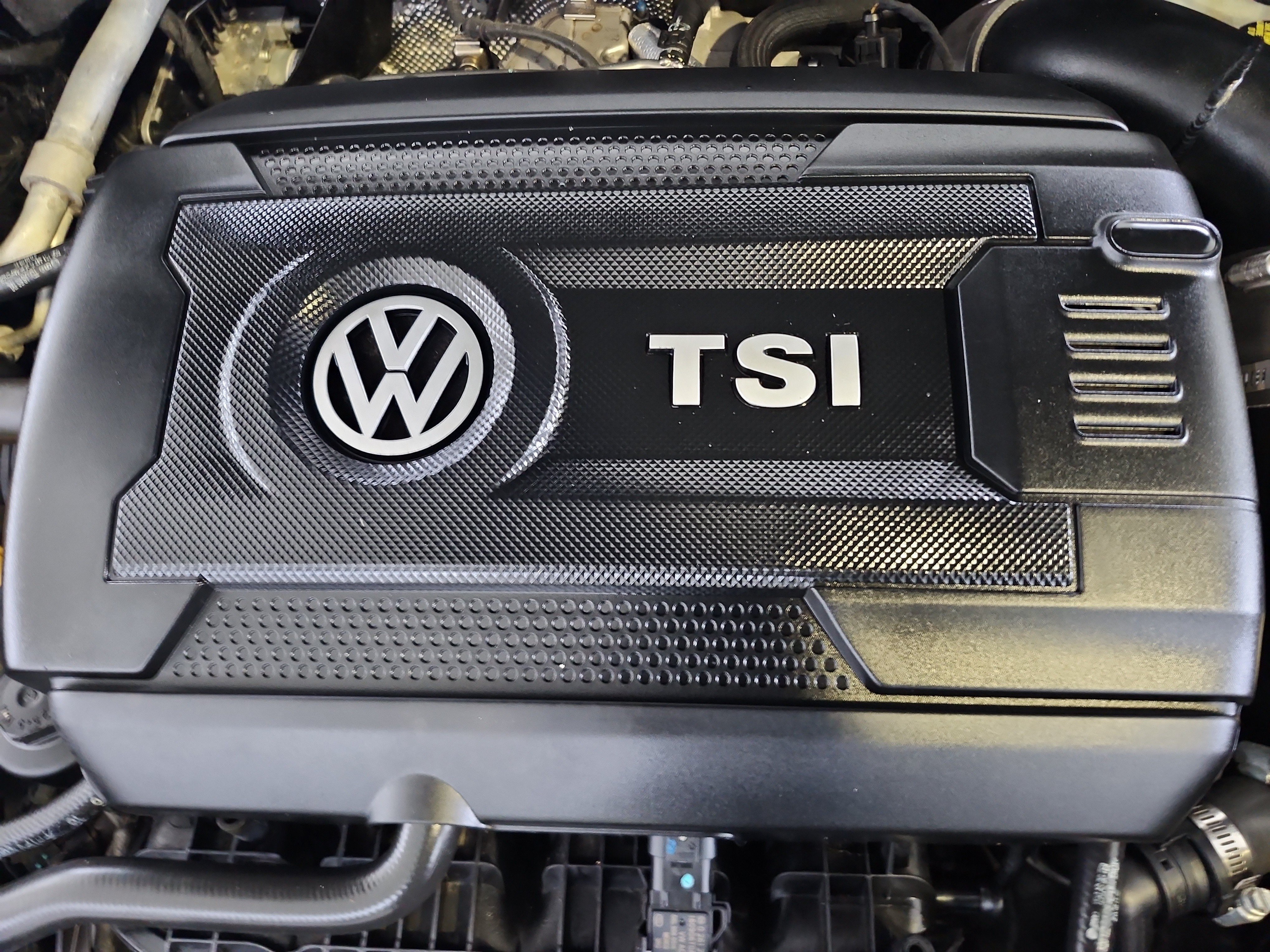 Used 2019 Volkswagen Golf 4-Door FWD image 30