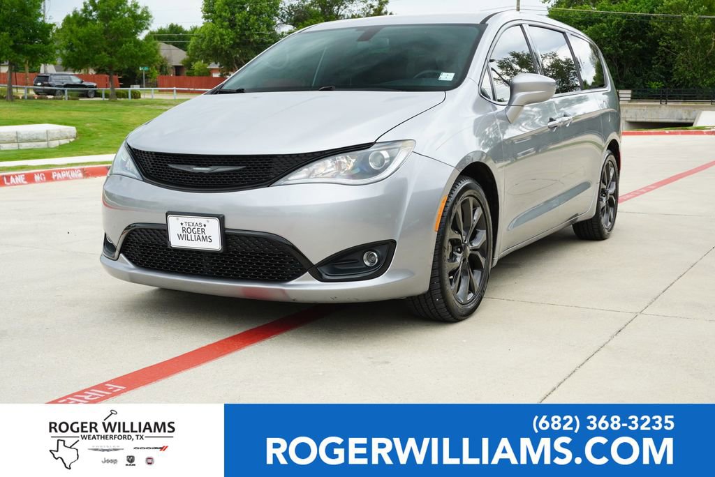 Used 2018 Chrysler Pacifica Touring Plus w/ S Appearance Package