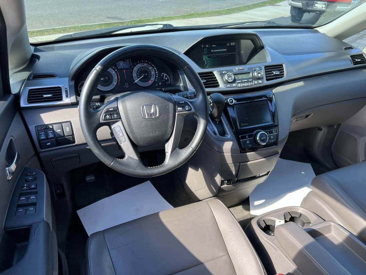 Used 2016 Honda Odyssey EX-L image 12