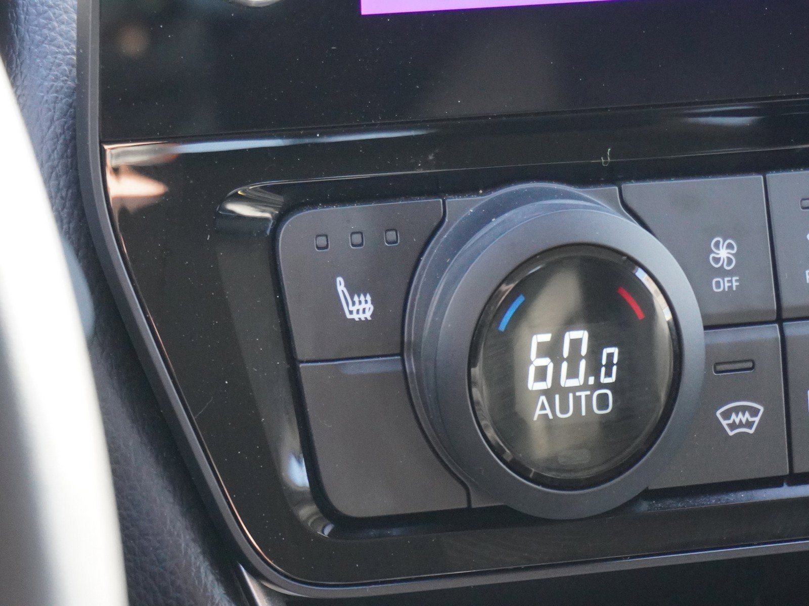 Used 2025 Toyota Grand Highlander AWD image 27