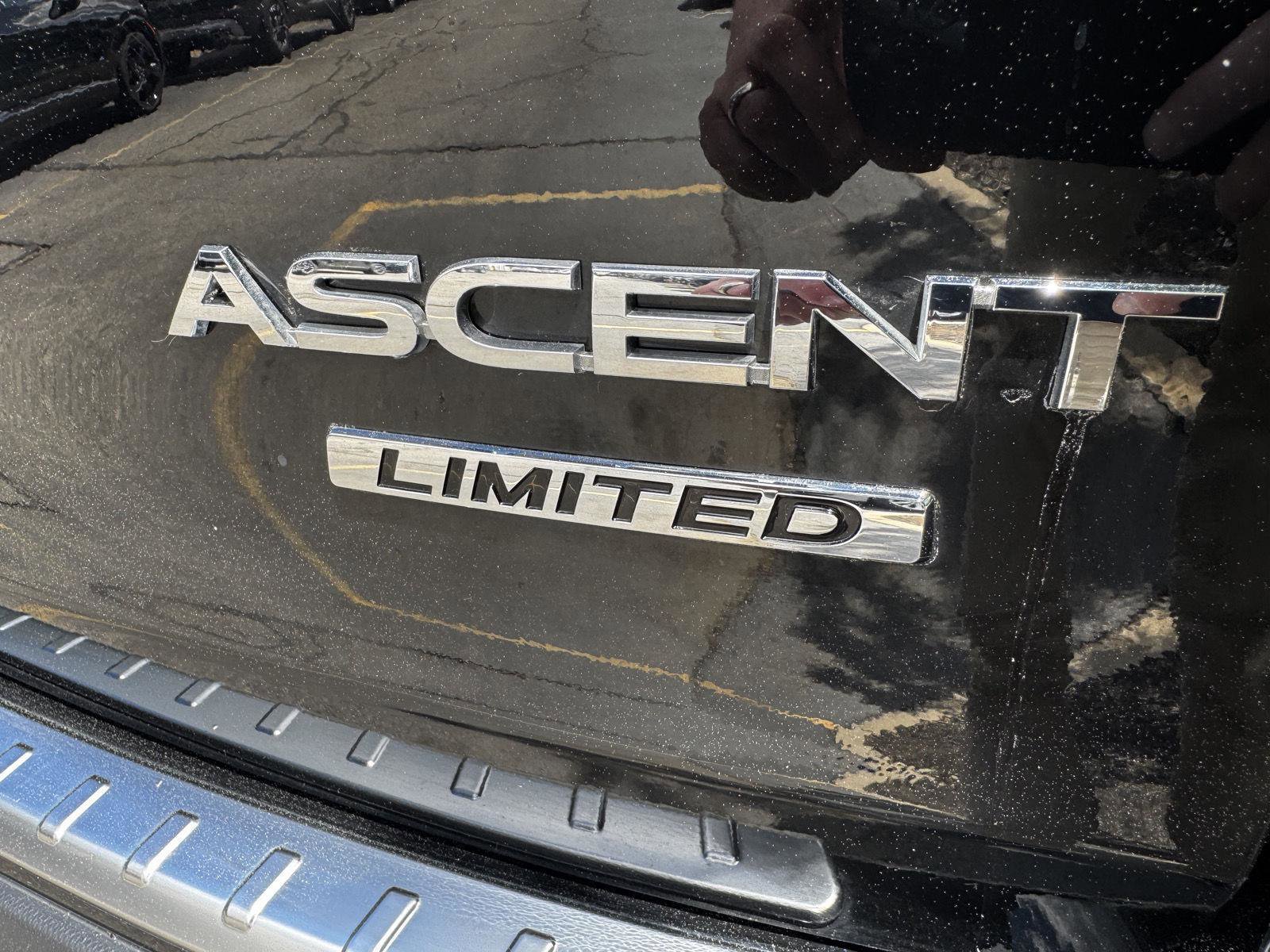 Used 2022 Subaru Ascent Limited w/ Technology Package AWD/4WD image 11