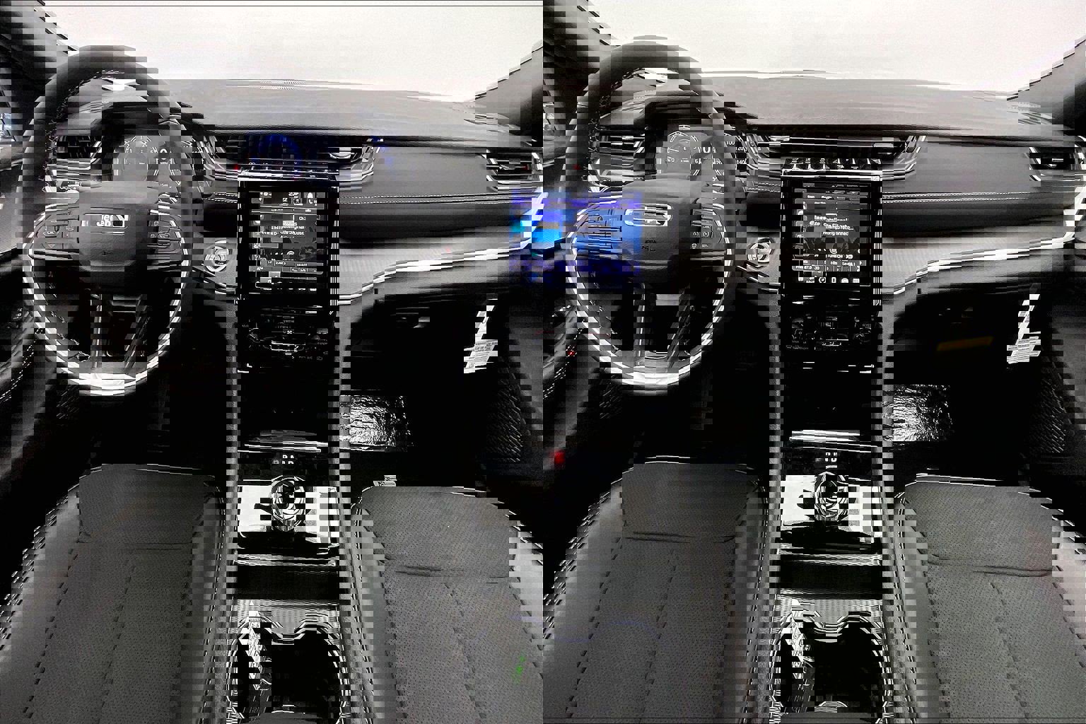 New 2025 Jeep Grand Cherokee L Altitude image 5