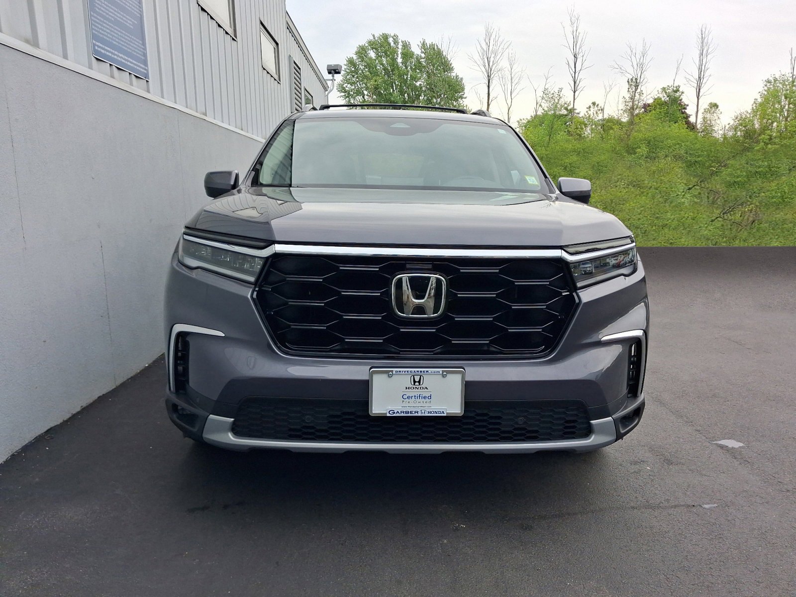 Used 2023 Honda Pilot Touring image 6