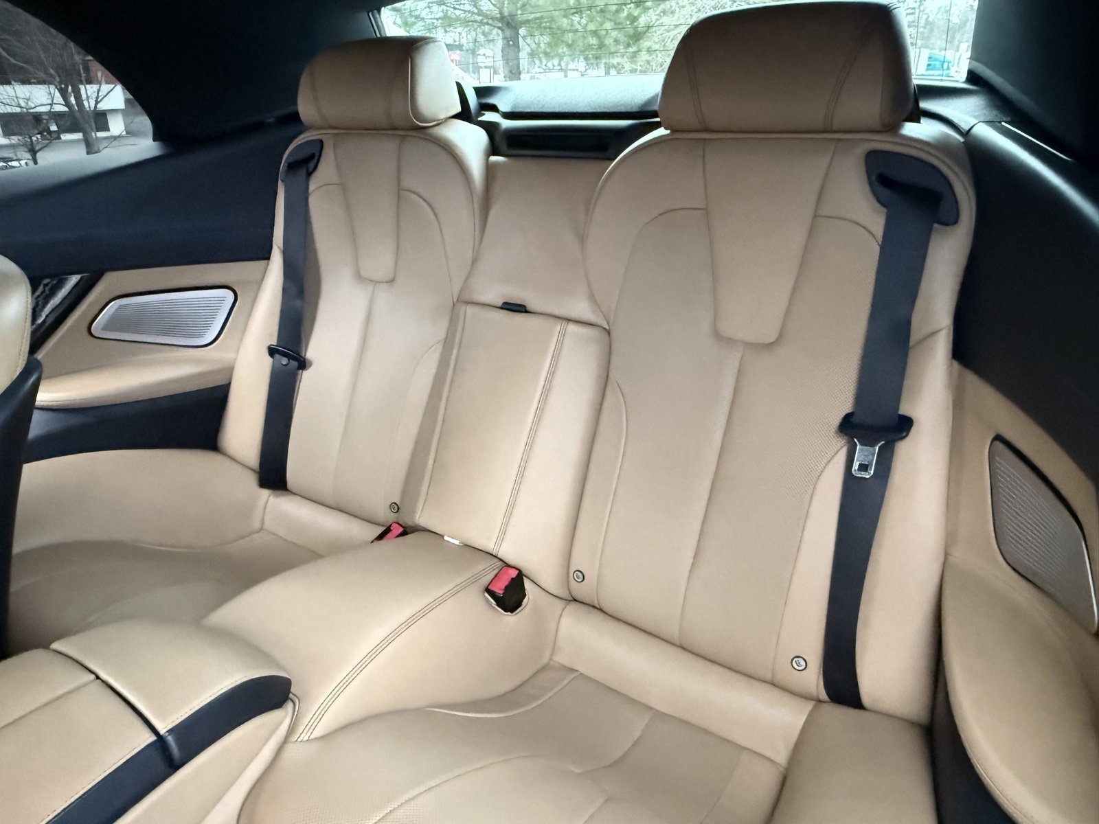 Used 2013 BMW M6 Convertible image 38