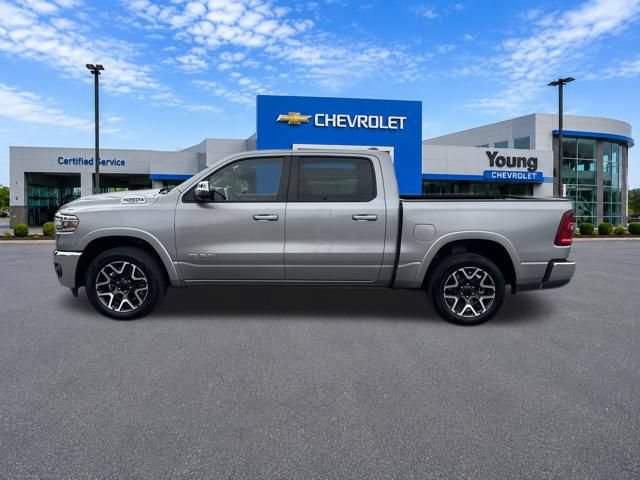 Used 2025 RAM 1500 Laramie AWD/4WD image 4