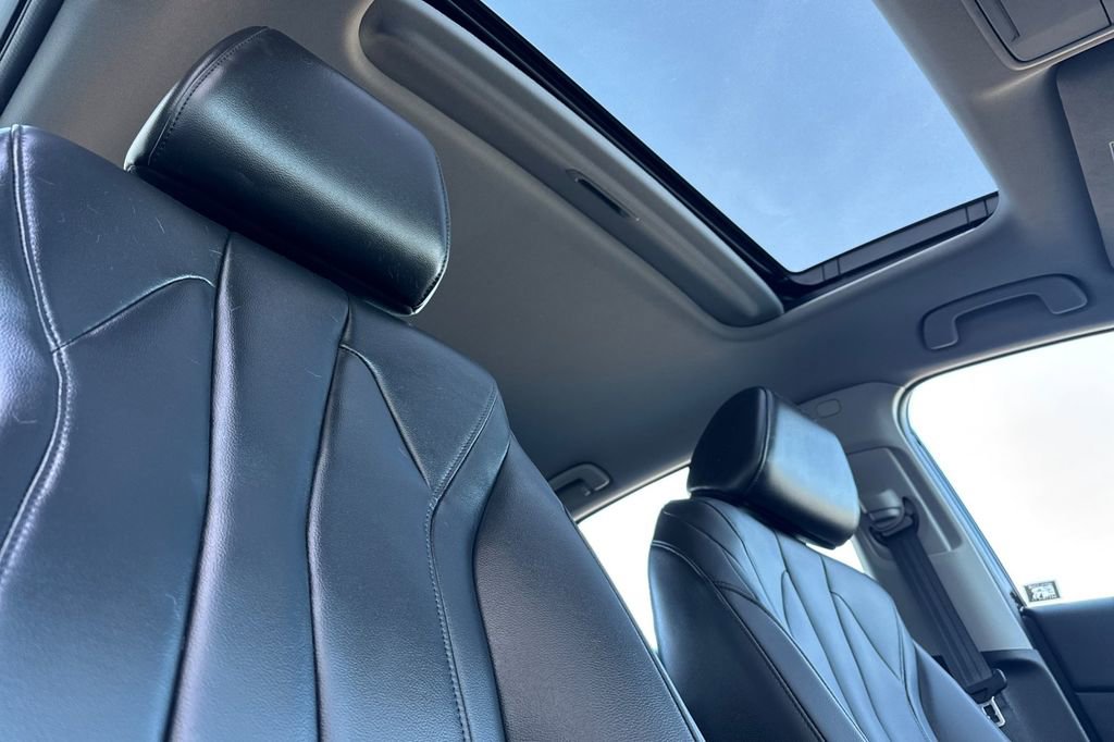 Certified 2024 Acura Integra Base image 19