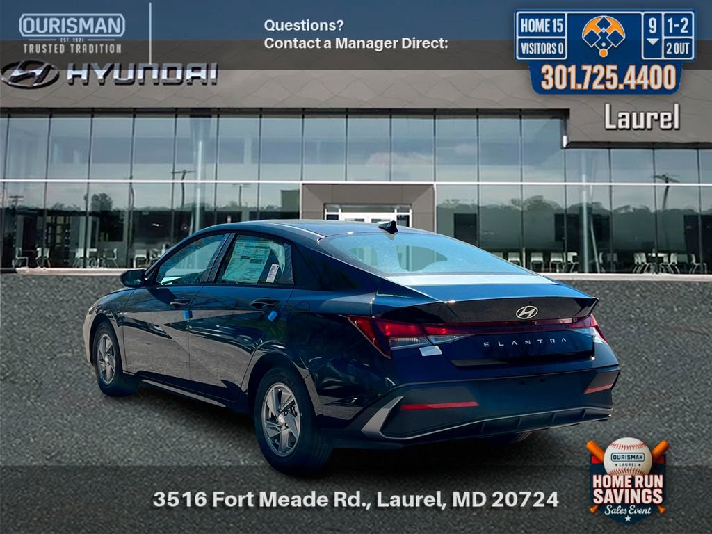 New 2026 Hyundai Elantra SE FWD image 3