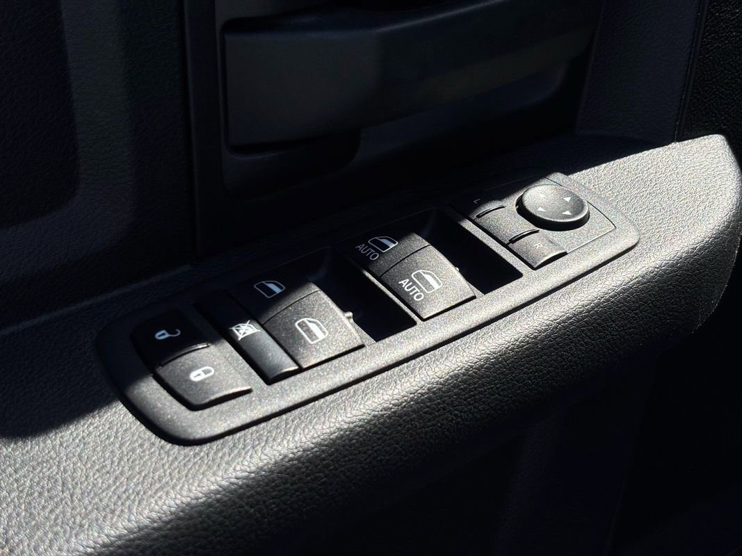 Used 2022 RAM 3500 Tradesman image 16