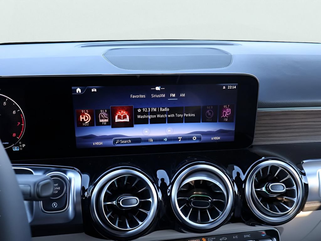 New 2026 Mercedes-Benz GLB 250 4MATIC image 22