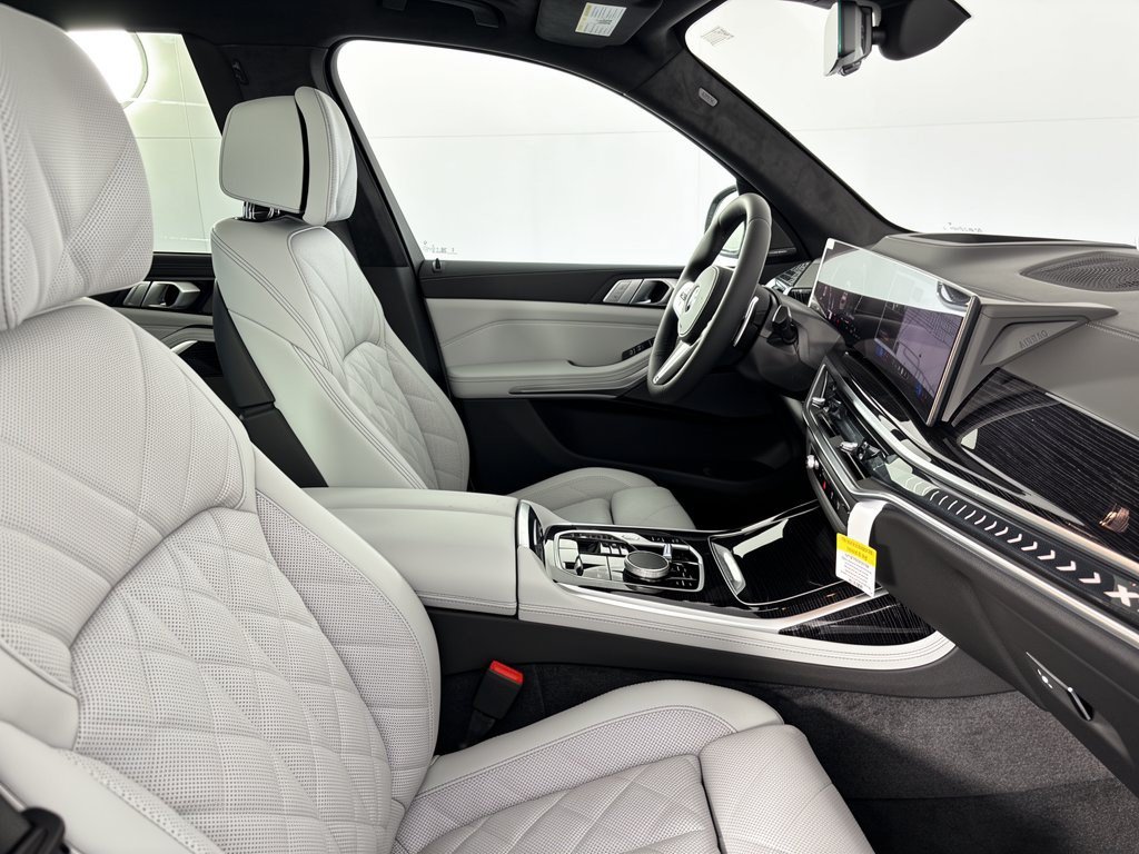 New 2027 BMW X7 xDrive40i w/ M Sport Package AWD/4WD image 30