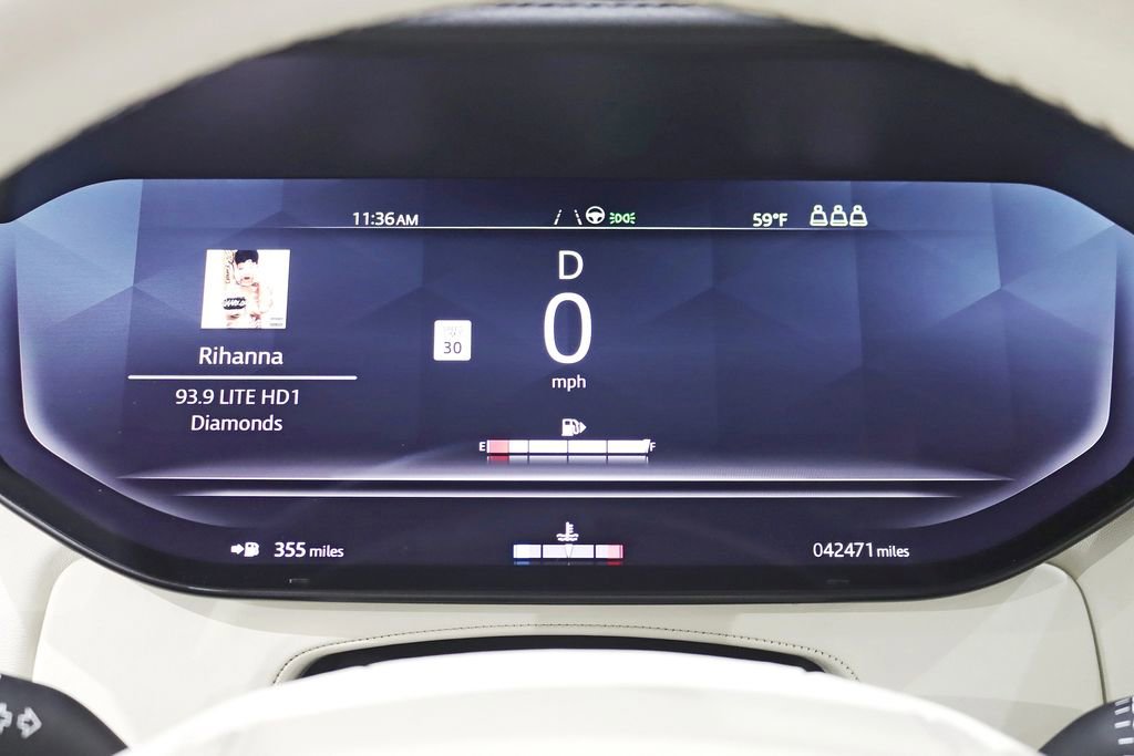 Used 2023 Land Rover Range Rover SE image 16