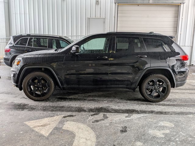 Used 2019 Jeep Grand Cherokee Laredo video 2
