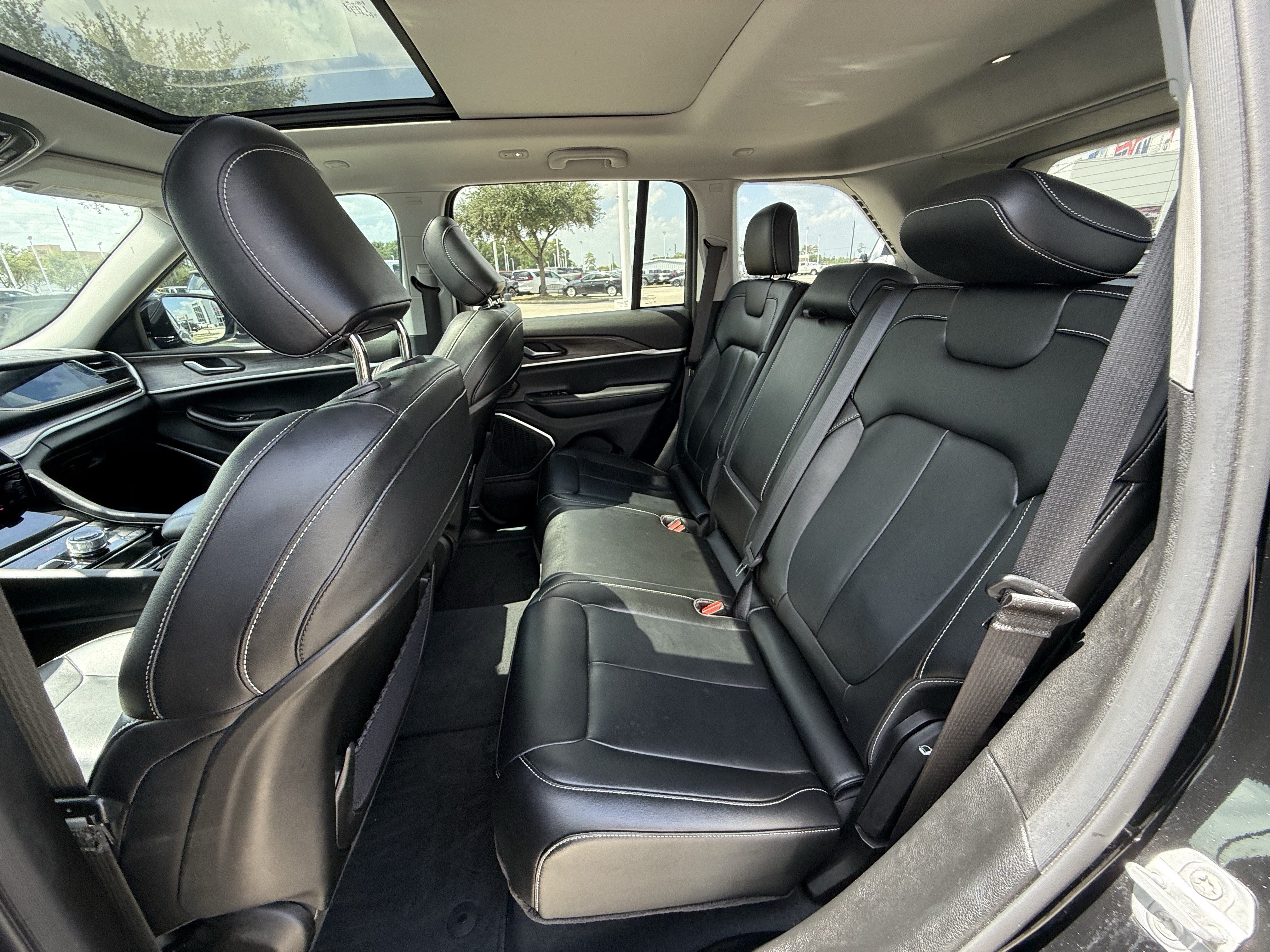 Used 2022 Jeep Grand Cherokee Limited 4xe AWD/4WD image 30