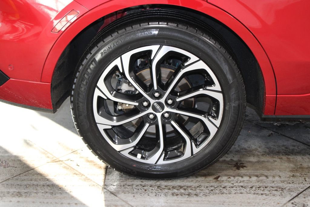 Used 2024 Lincoln Nautilus Reserve image 14