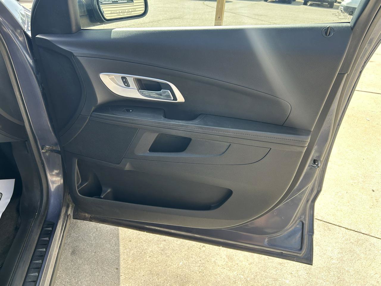 Used 2014 Chevrolet Equinox LS FWD image 16