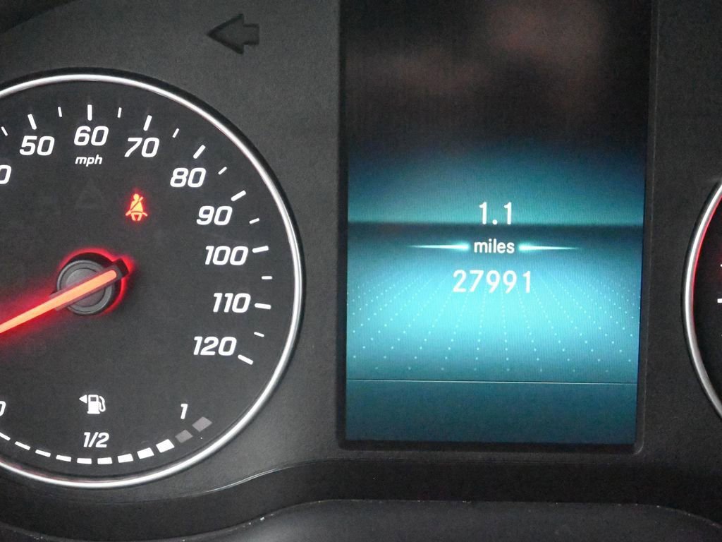 Used 2024 Mercedes-Benz Sprinter 2500 image 36