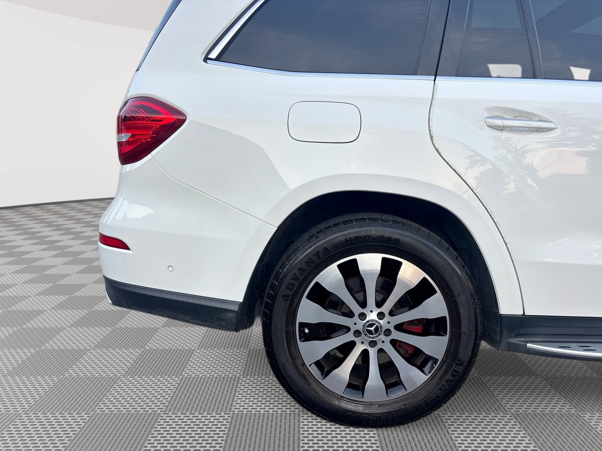 Used 2019 Mercedes-Benz GLS 450 4MATIC w/ Premium 1 Package image 30