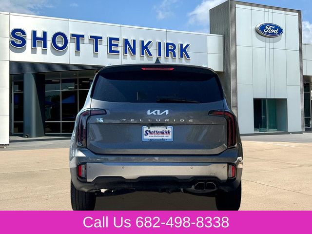 Used 2025 Kia Telluride EX w/ EX Captain's Chair Package FWD image 7