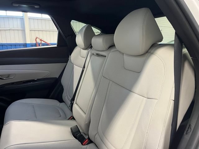 Used 2026 Hyundai Tucson Limited AWD/4WD image 18