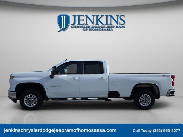 Used 2025 Chevrolet Silverado 2500 LT w/ Convenience Package image 2