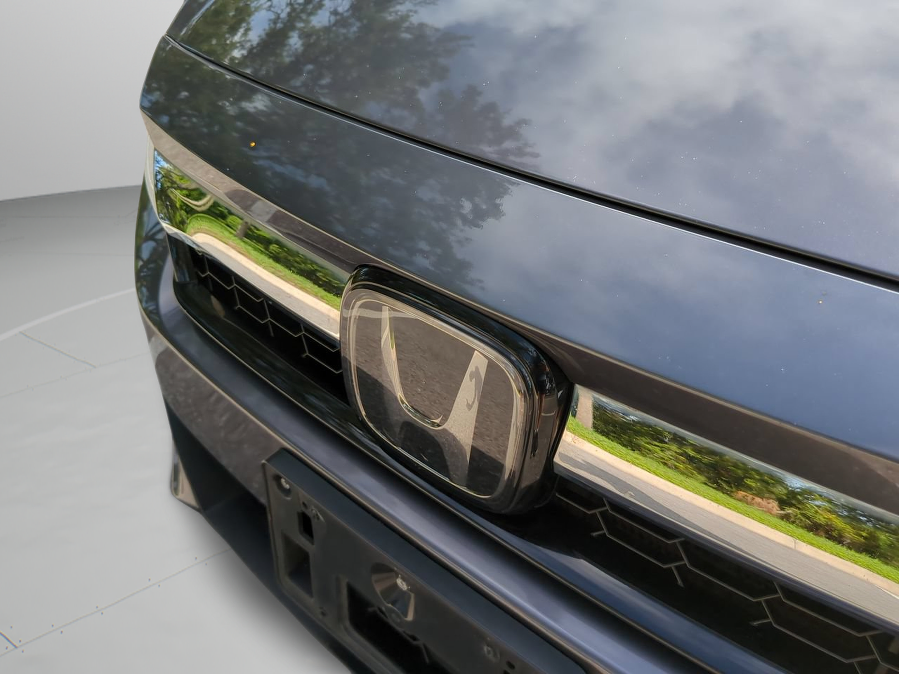 Certified 2018 Honda Clarity Touring image 29
