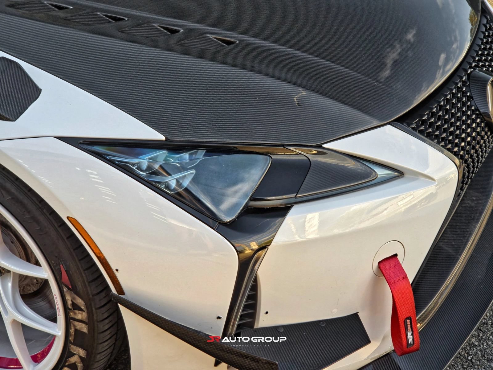 Used 2018 Lexus LC 500 Coupe w/ Touring Package RWD image 15
