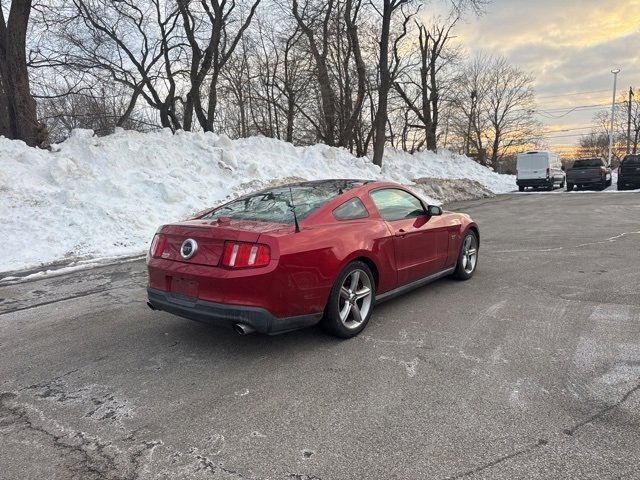 Used 2010 Ford Mustang GT image 3