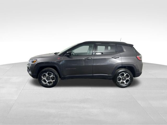 Used 2022 Jeep Compass Trailhawk w/ Trailer Tow Group AWD/4WD image 3