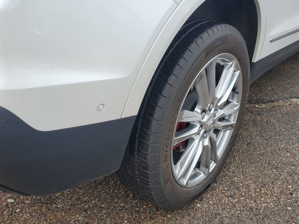 Certified 2023 Cadillac XT5 Sportv w/ Technology Package image 5