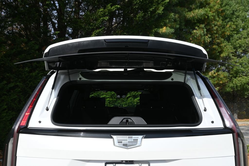 Used 2021 Cadillac Escalade Sport Platinum w/ Heavy-Duty Trailer Package image 40