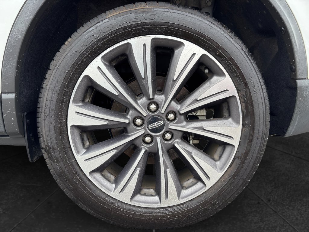 Used 2020 Lincoln Corsair Reserve w/ Equipment Group 201A AWD/4WD image 9